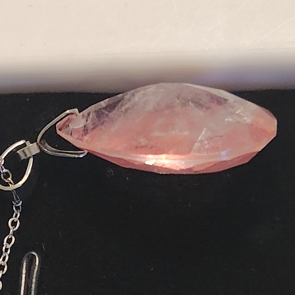 Natural Pink Kunzite Teardrop Pendant Necklace. - Picture 3 of 8